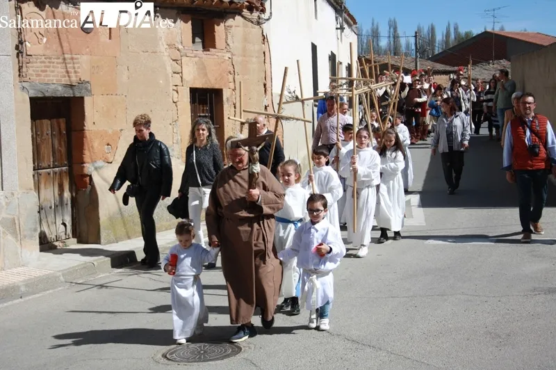 Villoruela ha recuperado este Viernes Santo su Vía Crucis viviente