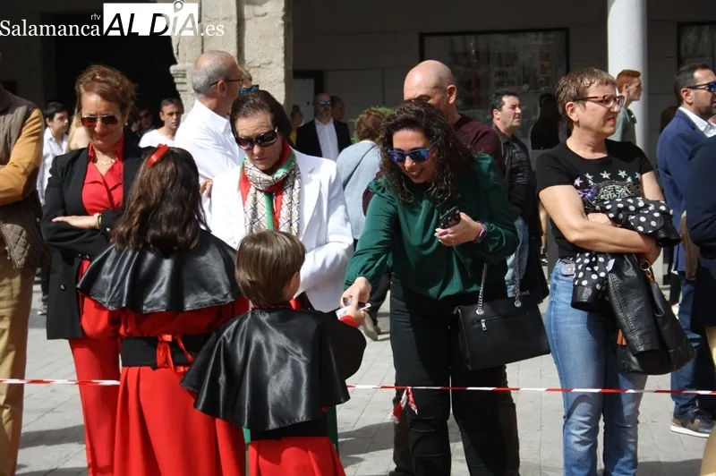 La procesión de Resucitado ha congregado a miles de personas en Peñaranda