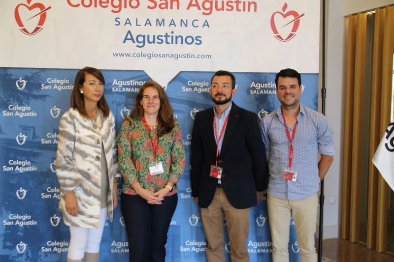 Foto 10 - Vicente del Bosque, Enrique Cabero o Mar&iacute;a San Gil en la segunda jornada de la Semana de Formaci&oacute;n del Colegio San Agust&iacute;n