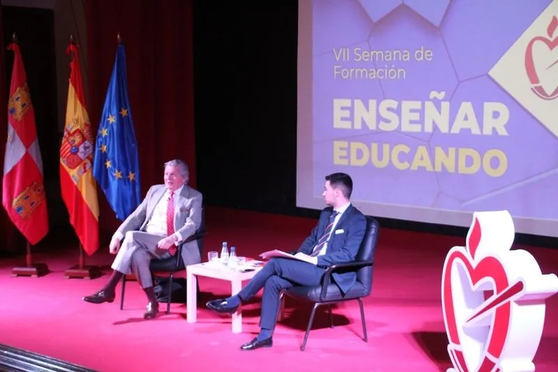 Foto 2 - Concluye la Semana de Formaci&oacute;n del colegio San Agust&iacute;n de Salamanca