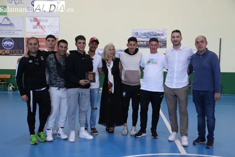 Foto 5 - Sanchotello, ganador del Trofeo Diputaci&oacute;n Salamanca de F&uacute;tbol Sala