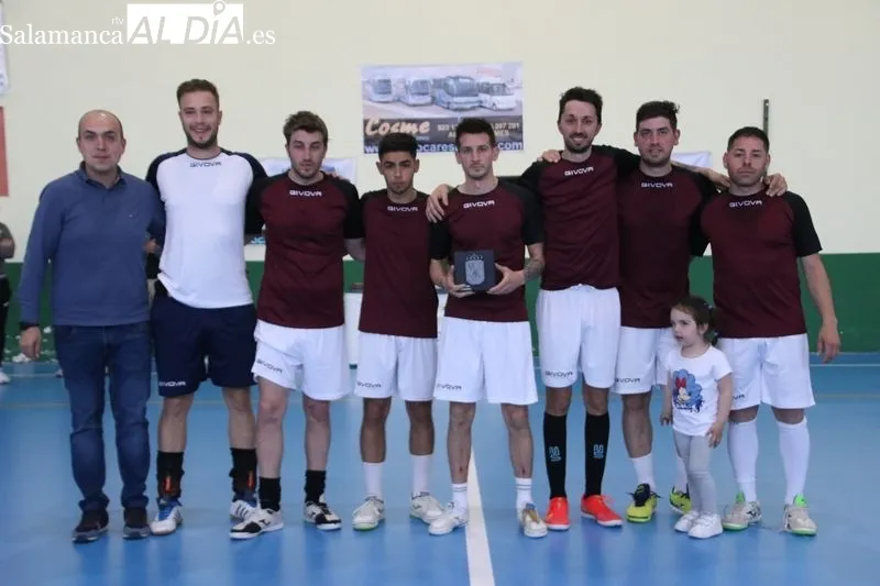Foto 4 - Sanchotello, ganador del Trofeo Diputaci&oacute;n Salamanca de F&uacute;tbol Sala
