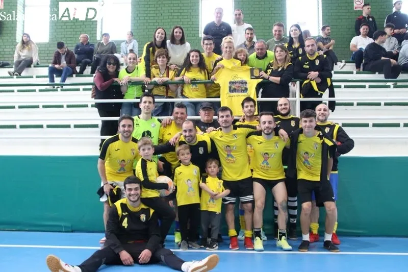 Foto 2 - Sanchotello, ganador del Trofeo Diputaci&oacute;n Salamanca de F&uacute;tbol Sala