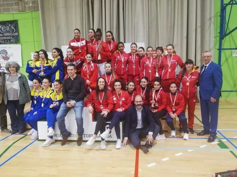 Competidoras del Kyoto Salamanca en Torrelavega