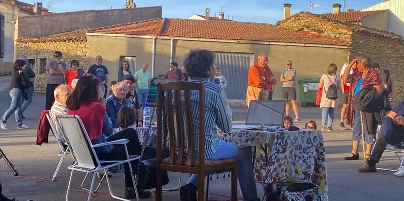 Presentación de la Asociación Framontanos en Marcha en Cabeza de Framontanos 