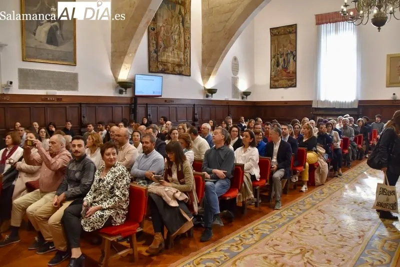 Entrega de los Premios Extraordinarios de Grado de la USAL. Foto de Vanesa Martins