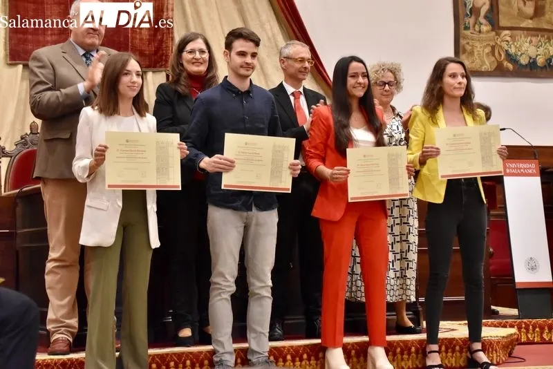 Entrega de los Premios Extraordinarios de Grado de la USAL. Foto de Vanesa Martins