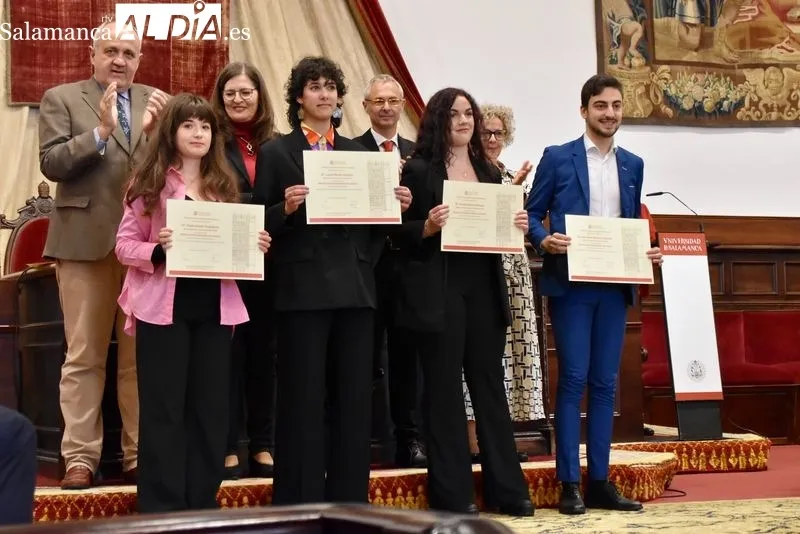 Entrega de los Premios Extraordinarios de Grado de la USAL. Foto de Vanesa Martins