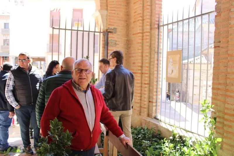 Foto 4 - Los m&aacute;s peque&ntilde;os encargados de inaugurar la Semana Santa de Alba de Tormes