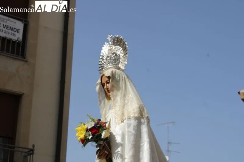 Foto 6 - El Encuentro del Resucitado con su Madre pone fin a la Semana Santa albense
