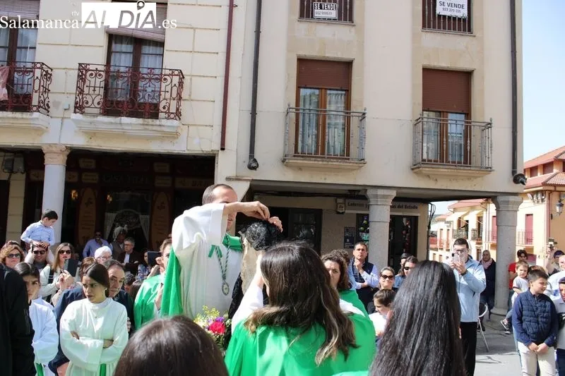 Foto 4 - El Encuentro del Resucitado con su Madre pone fin a la Semana Santa albense