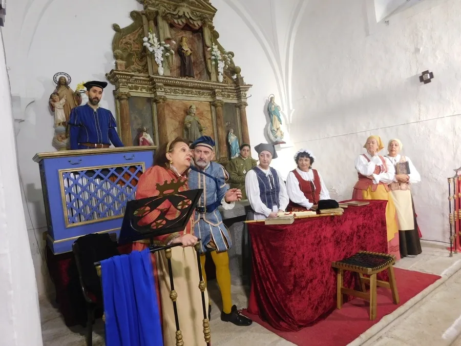 Foto 4 - Los vecinos de Pastores disfrutan de &lsquo;Buscando a Nebrija&rsquo;