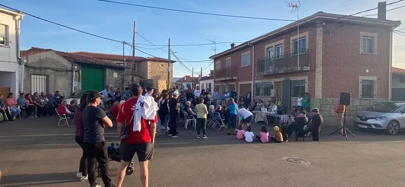 Presentación de la Asociación Framontanos en Marcha en Cabeza de Framontanos 