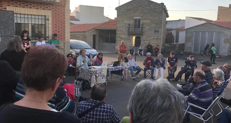 Presentación de la Asociación Framontanos en Marcha en Cabeza de Framontanos 