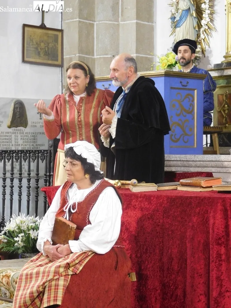 Éxito del grupo Lazarillo de Tormes en la representación de 'Buscando a Nebrija' en San Felices de los Gallegos