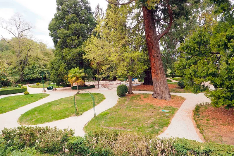 Foto 2 - La Plataforma en Defensa del Bosque califica la restauraci&oacute;n del Jard&iacute;n Rom&aacute;ntico  como &ldquo;peor imposible&rdquo;