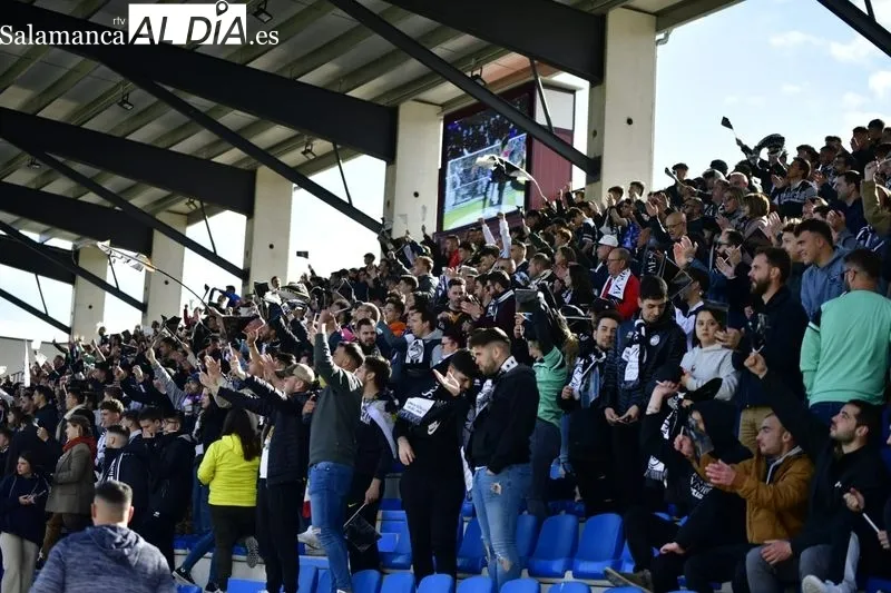 Galería de imágenes de la afición / Fotos: SALAMANCArtv AL DÍA