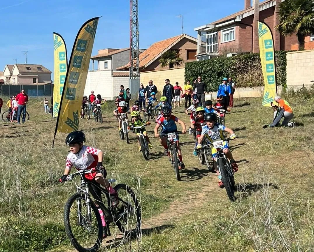 Foto 2 - Diego Marcos Barco logra una nueva victoria en la Copa de Castilla y Le&oacute;n de BTT