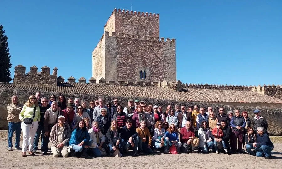 Foto 4 - Los Amigos de la Bici y la Asociaci&oacute;n para la Ense&ntilde;anza de la Astronom&iacute;a recorren el Sistema Solar