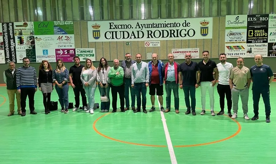 Foto 3 - Nueva ronda de reuniones del PP con clubes y asociaciones vecinales