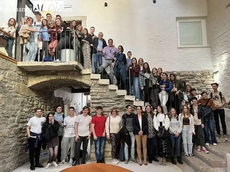 Alumnos del IES Campo Charro en su última movilidad de este Erasmus  en Eslovenia, junto a alumnos del instituto Gimnasio Antonio Sema Piran de ese país