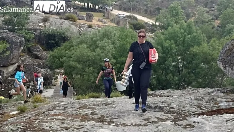 XI Marcha de senderismo al Puente Palo en Cabeza del Caballlo / CATA SÁNCHEZ