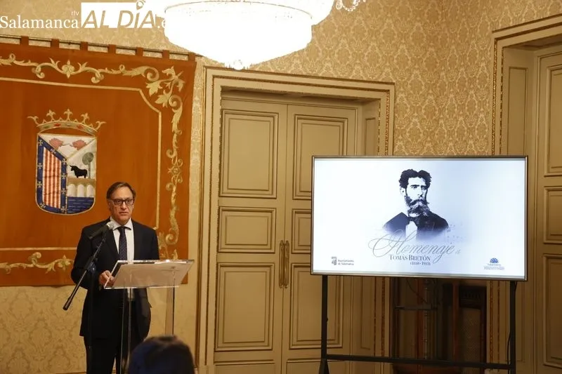 Presentación en el Ayuntamiento del programa con motivo del centenario de la muerte del compositor salmantino Tomás Bretón. Foto de David Sañudo
