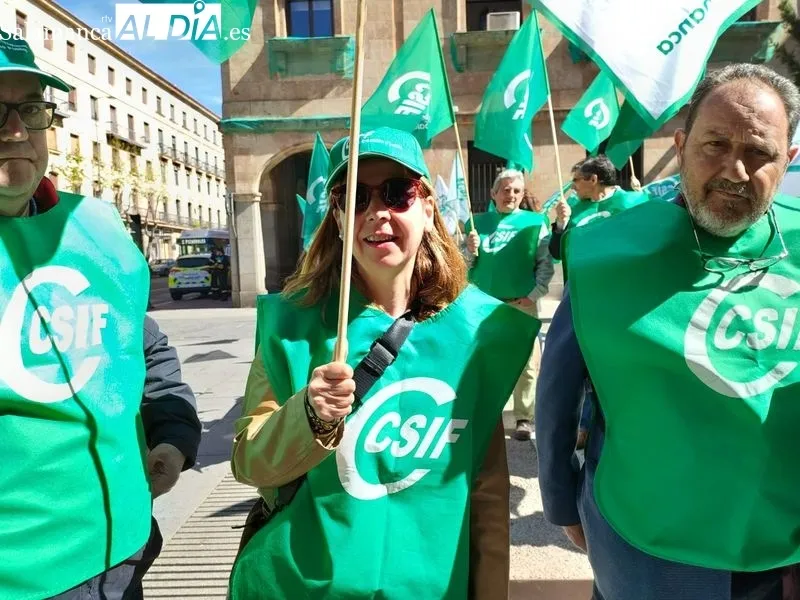 Concentración convocada por CSIF ante la Subdelegación del Gobierno en Salamanca