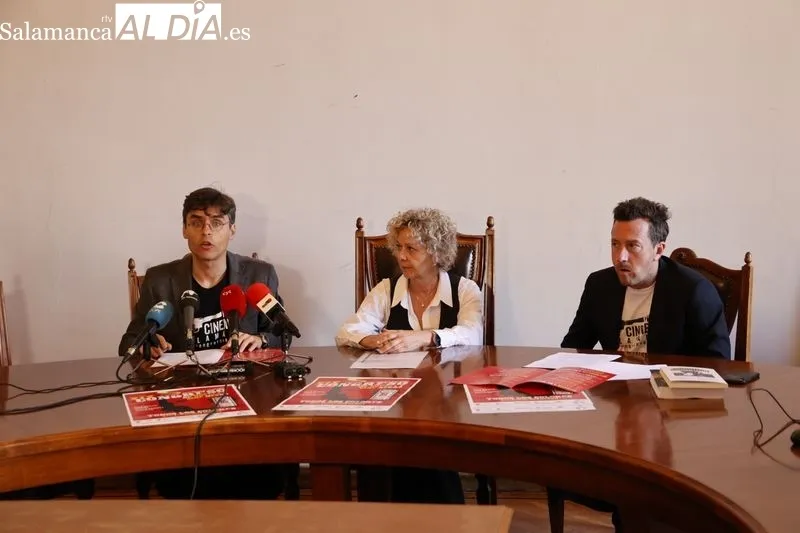 Presentación en el Palacio de Anaya del XIX Congreso de Novela y de Cine Negro de la Universidad de Salamanca. Foto de David Sañudo