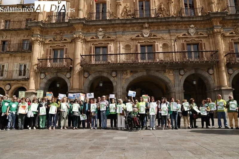 Acto en la Plaza Mayor con motivo del Día Mundial de la Salud. Foto de David Sañudo