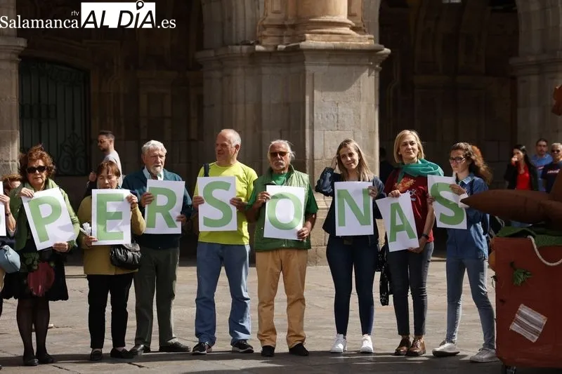 Acto en la Plaza Mayor con motivo del Día Mundial de la Salud. Foto de David Sañudo