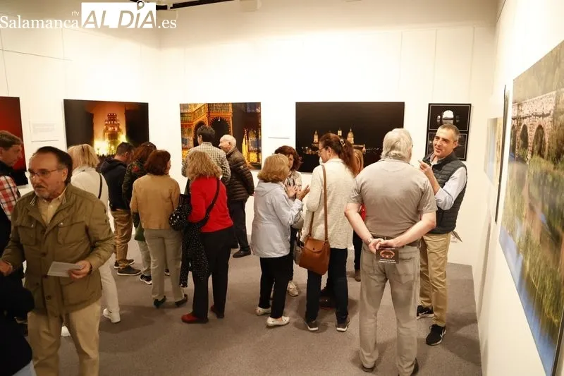 Exposición del colaborador de SALAMANCA AL DÍA, José Amador Martín, en el Casino de Salamanca. Foto de David Sañudo