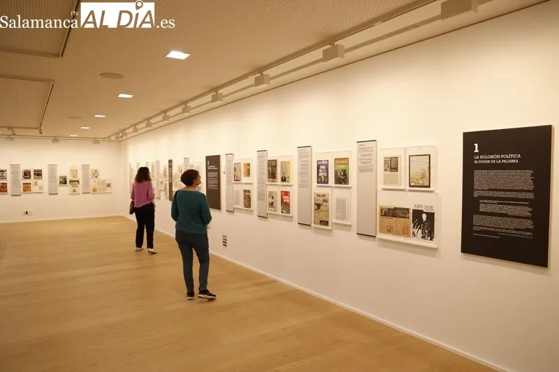 Exposición “LENGUA Y POLÍTICA. La transición española a la democracia”, en el Centro Internacional del Español. Foto de David Sañudo