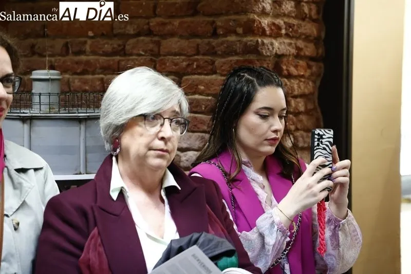 El Museo del Comercio acoge la exposición fotográfica 'Bienvenidos. La calidez del comercio' con obras de José Antonio Porteros. Foto de David Sañudo