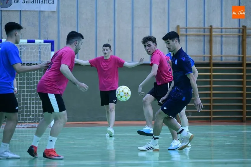 Foto 3 - Cinco equipos luchan esta Semana Santa por la &lsquo;Farinato League&rsquo;
