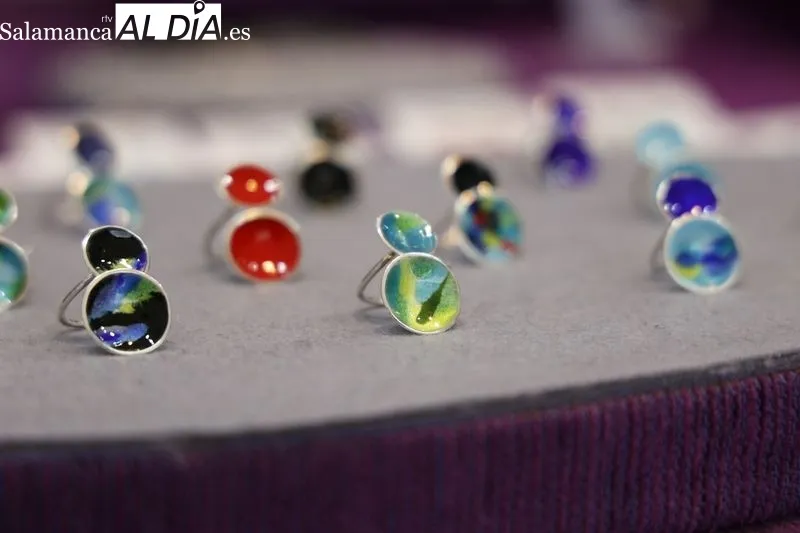 Feria de Artesanía en la plaza de los Bandos. Foto de David Sañudo
