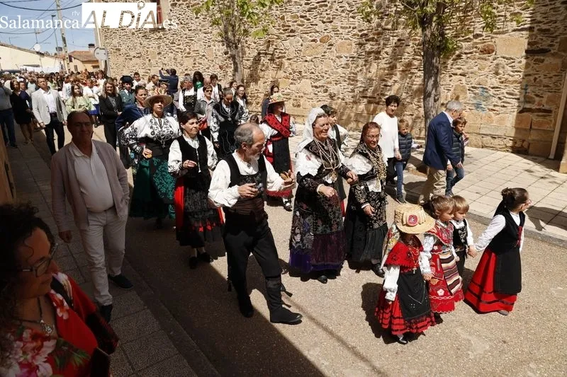 Bailes charros en la última jornada de las fiestas en Doñinos de Salamanca. Foto de David Sañudo