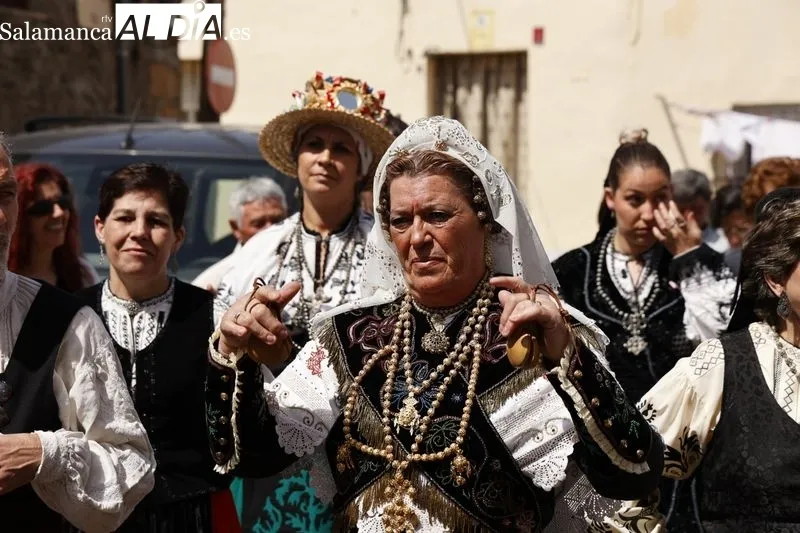 Bailes charros en la última jornada de las fiestas en Doñinos de Salamanca. Foto de David Sañudo