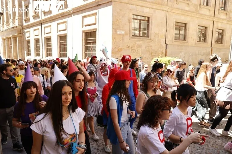 Fiestas de la Facultad de Filología de la Universidad de Salamanca. Foto de David Sañudo