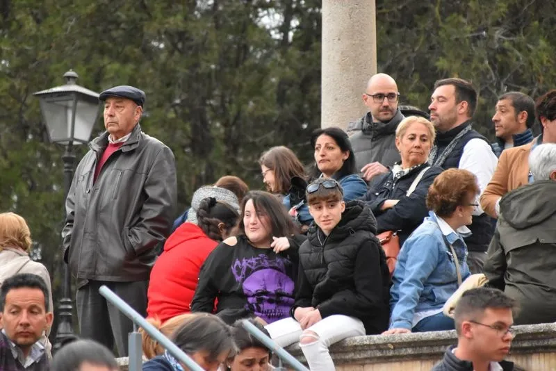 Foto 13 - Cientos de personas arropan al Cristo de los Doctrinos y la Virgen de la Amargura
