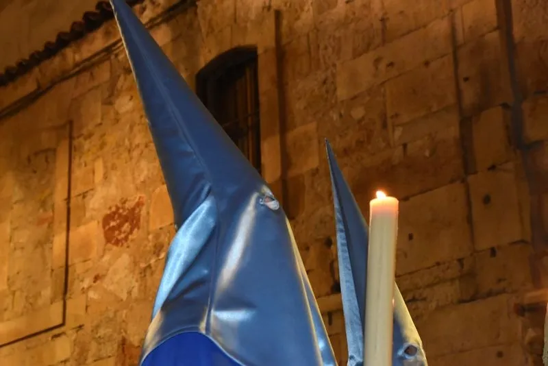 Foto 16 - Ilusionante desfile del Cristo de los Doctrinos y la Virgen de la Amargura por las calles salmantinas cuatro a&ntilde;os despu&eacute;s