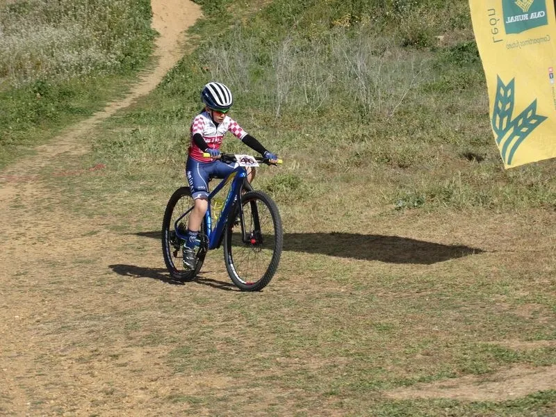 Escuela Mirat - Salamanca es Ciclismo en Benavente