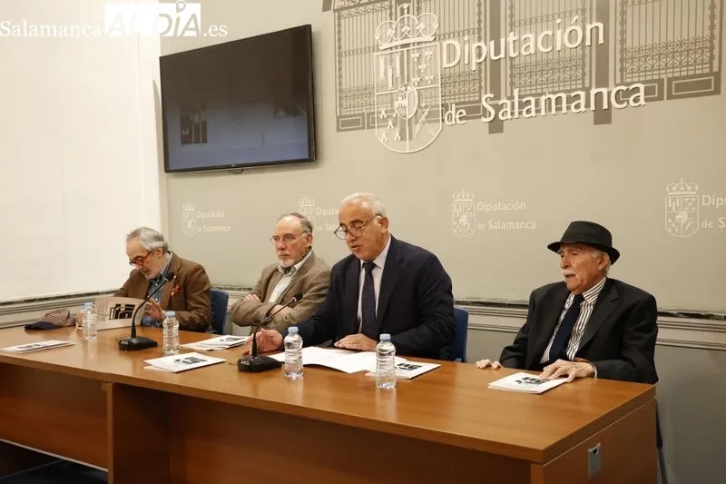 Presentación de la revista 'Papeles del Martes' en la Diputación de Salamanca. Foto de David Sañudo