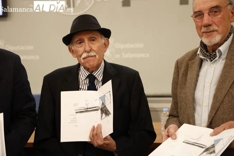 Presentación de la revista 'Papeles del Martes' en la Diputación de Salamanca. Foto de David Sañudo