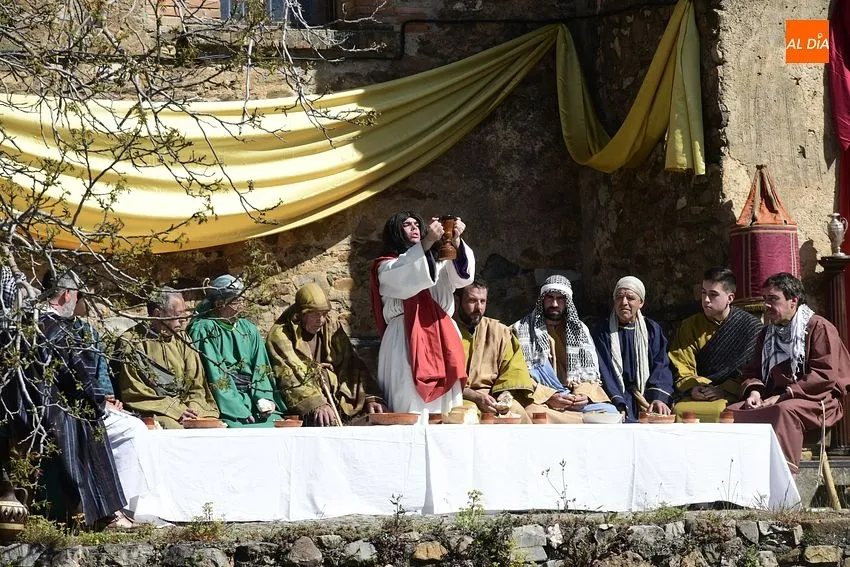 Foto 5 - Un joven de 16 a&ntilde;os debuta como Jesucristo en el inicio de una nueva etapa de La Pasi&oacute;n de Serradilla