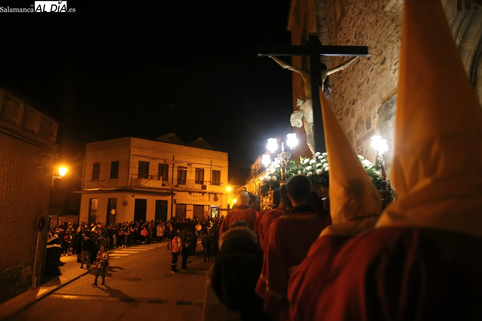 Foto 14 - Procesi&oacute;n del V&iacute;a Crucis de los J&oacute;venes