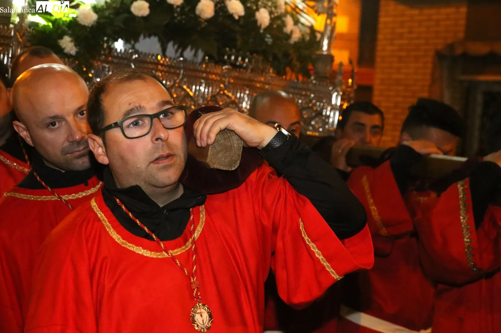 Foto 4 - Procesi&oacute;n del V&iacute;a Crucis de los J&oacute;venes