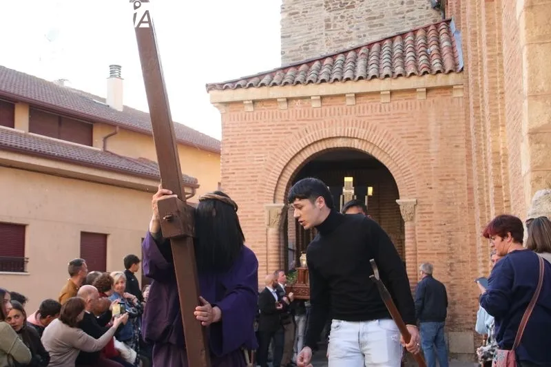 Foto 6 - Procesi&oacute;n del Santo Entierro en Alba de Tormes