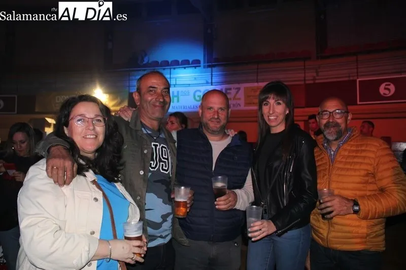Foto 46 - La fiesta Remember congrega a 1.200 personas en la Plaza de Toros