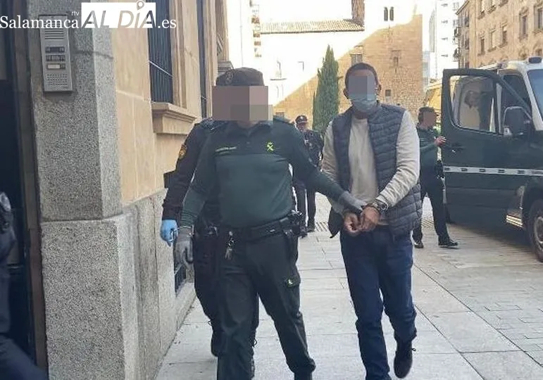 Llegada de los acusados en el segundo día de juicio 